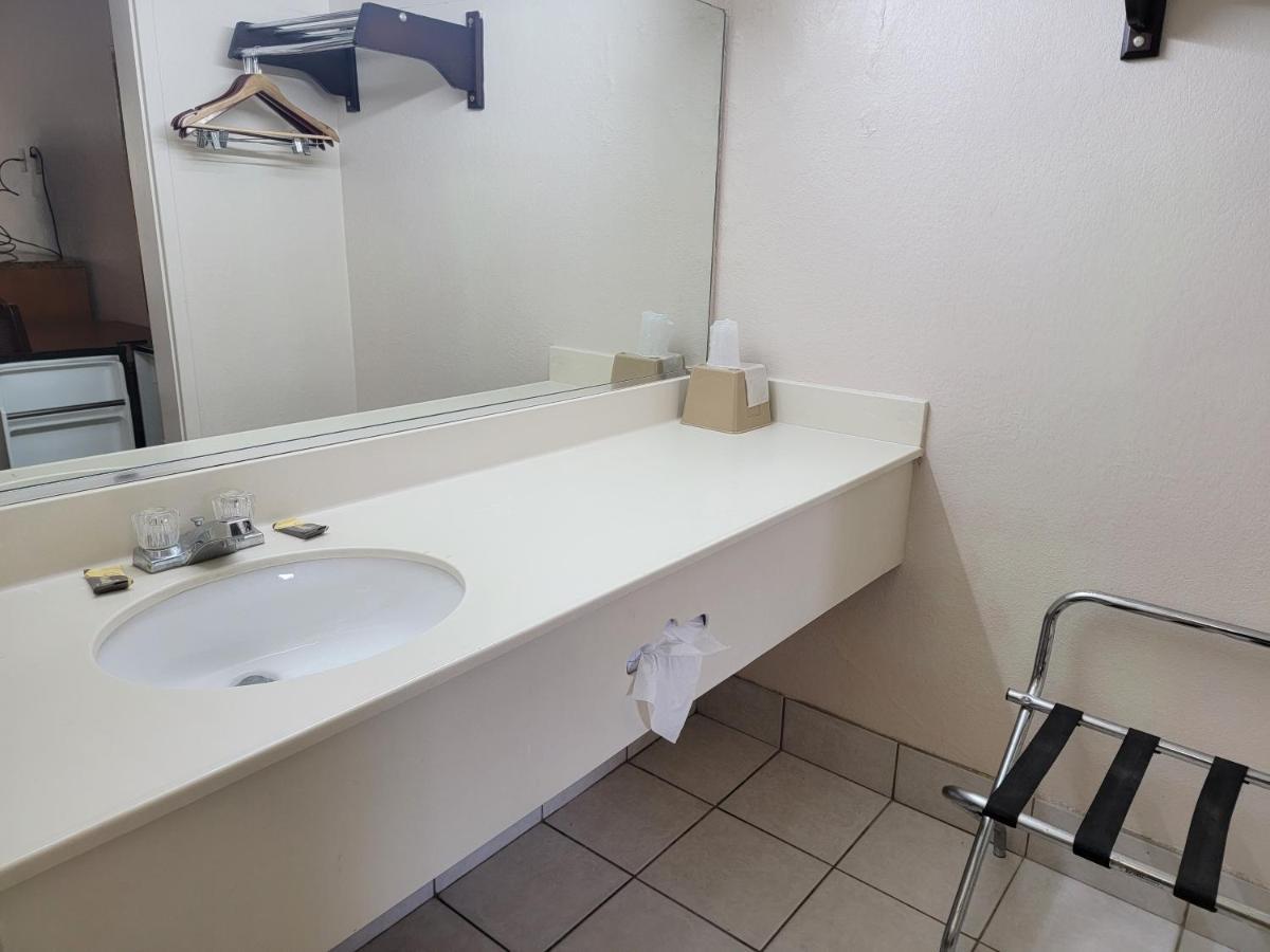 Studio 9 Inn & Suites ディケーター エクステリア 写真