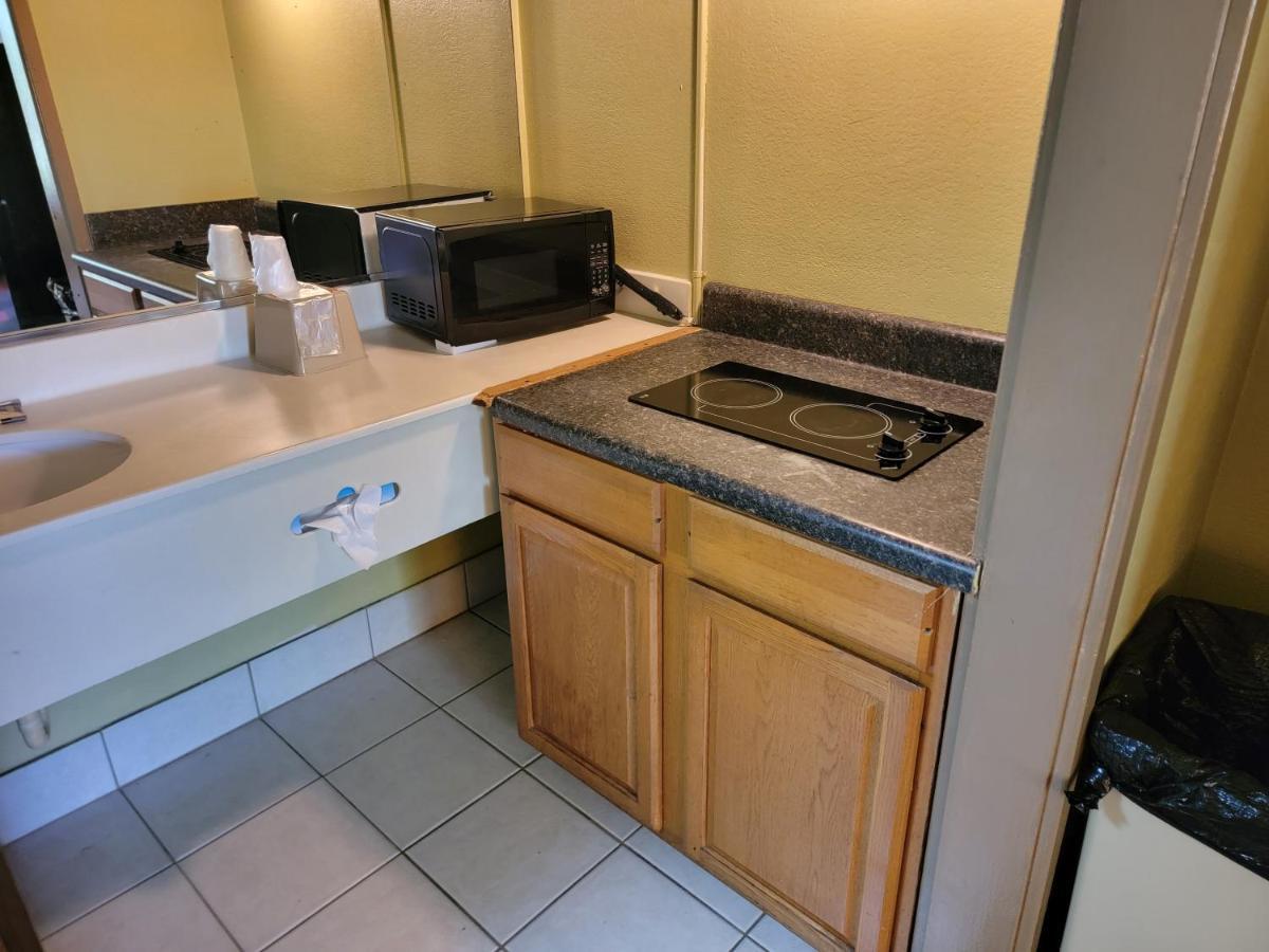 Studio 9 Inn & Suites ディケーター エクステリア 写真